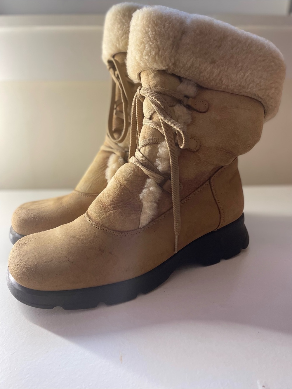 La Canadienne size 9 Tan Suede Shearling Lace Up Winter Mid Calf Boots Canada